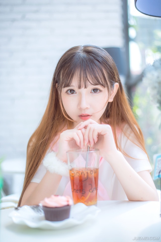 有人闻言匆匆离开去请吕蒙。